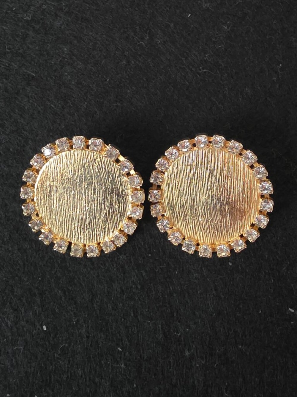 Rare Vintage 1990s Carol Dauplaise Gold Tone Rhinestone Clip-On Earrings